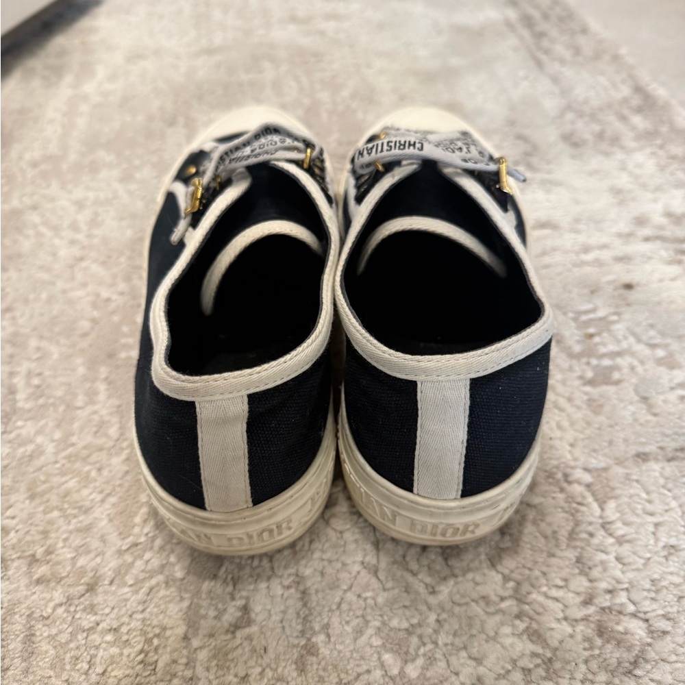 Dior Walk'n'Dior Sneaker - Picture 5 of 10